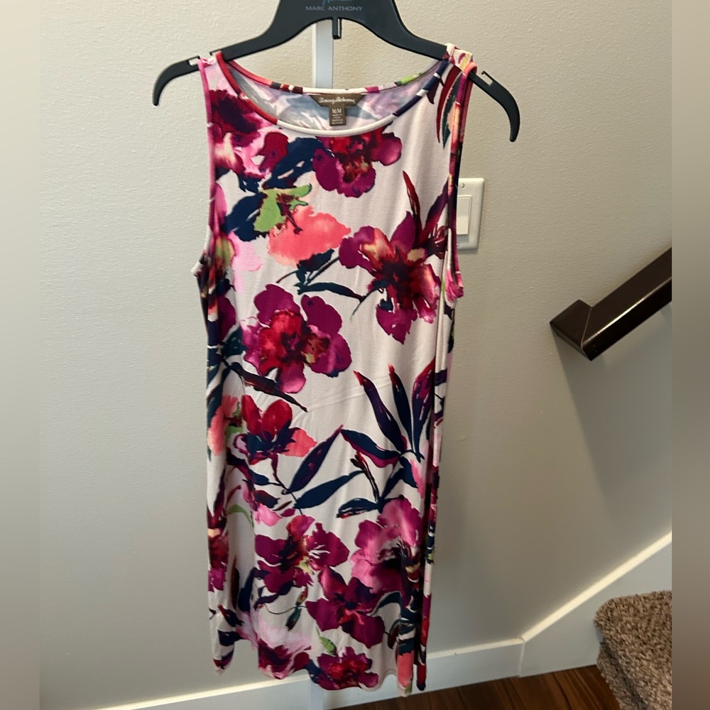 Tommy Bahama medium fuschia dress excellent used condition
